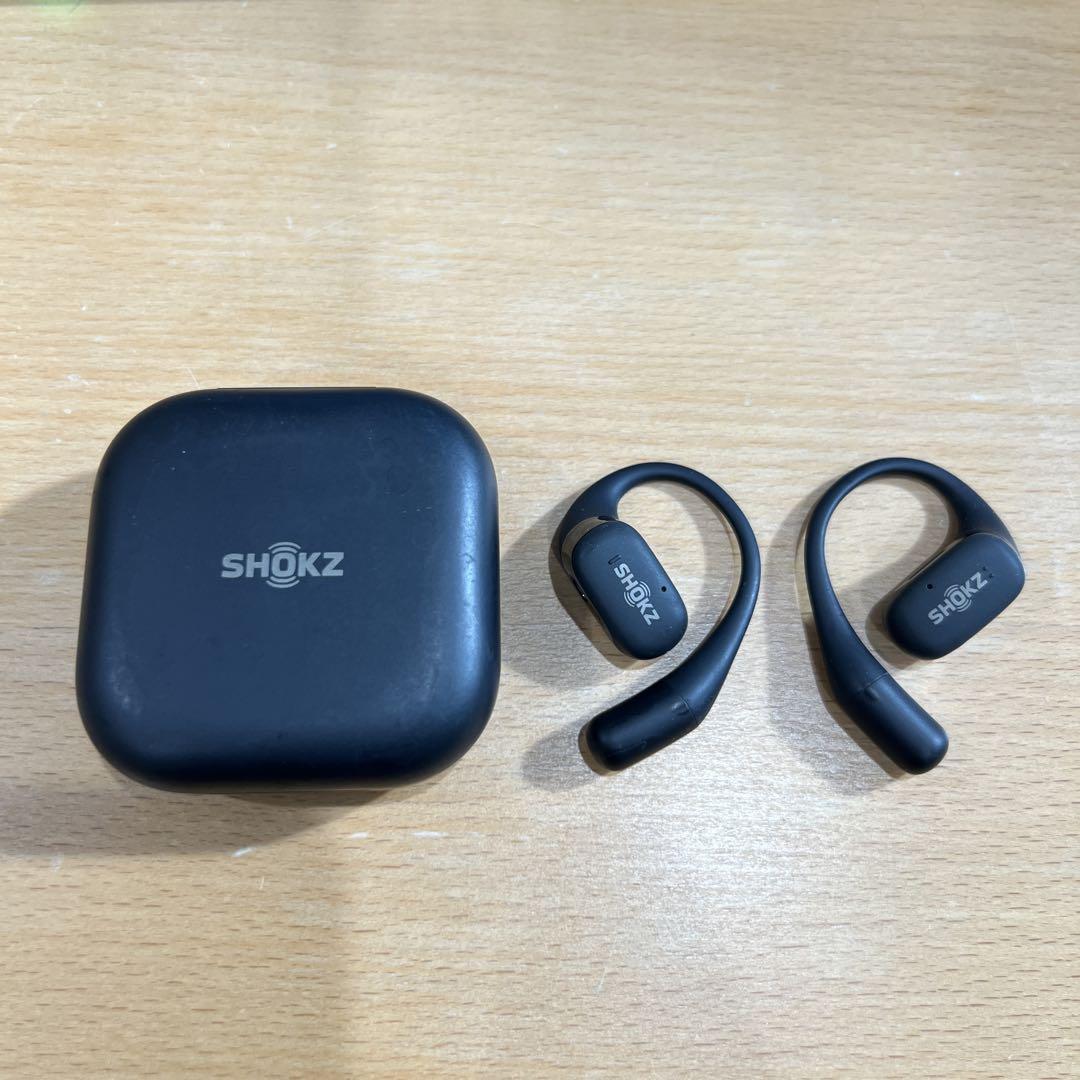 SHOKZ ワイヤレスイヤホン ブラック 充電ケース付き SHOKZ ワイヤレスイヤホン ブラック 充電ケース付き OpenFit