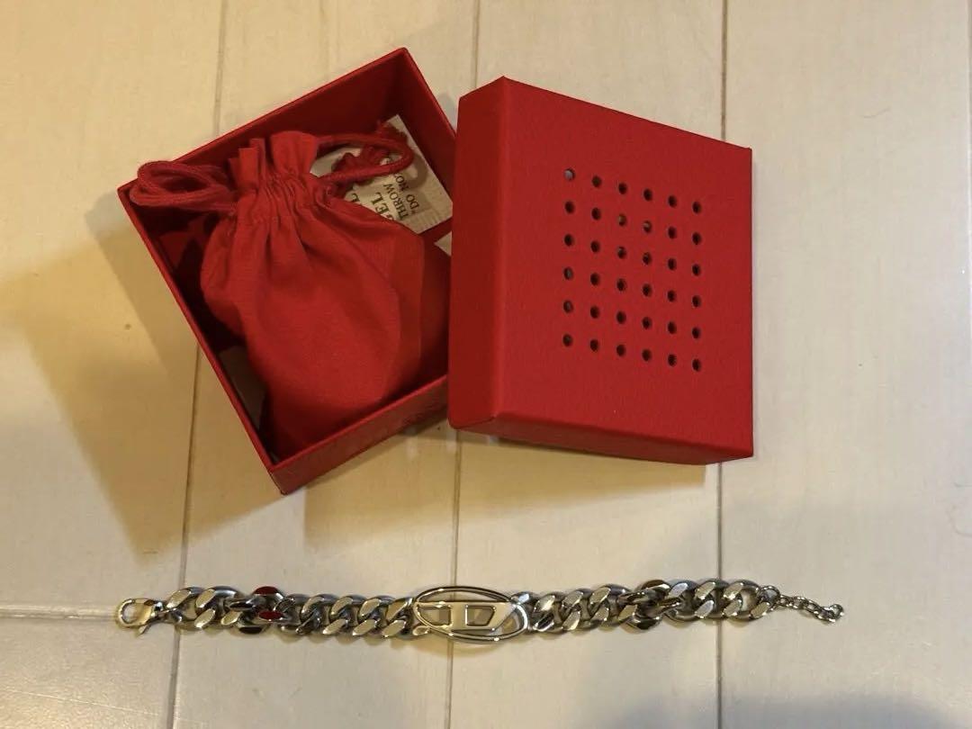 シルバーチェーンブレスレット