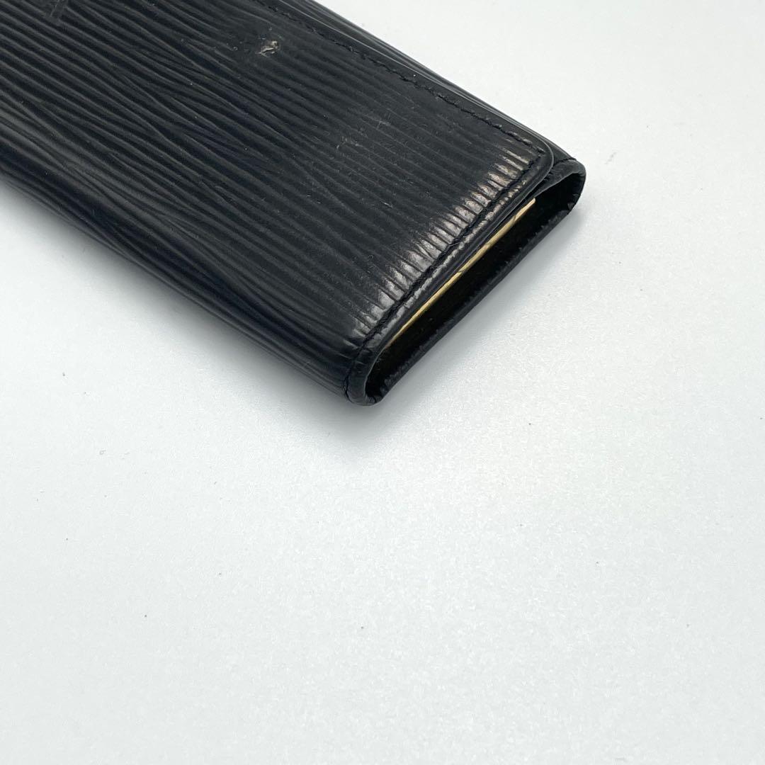 LOUIS VUITTON エピ レザー キーケース ブラック