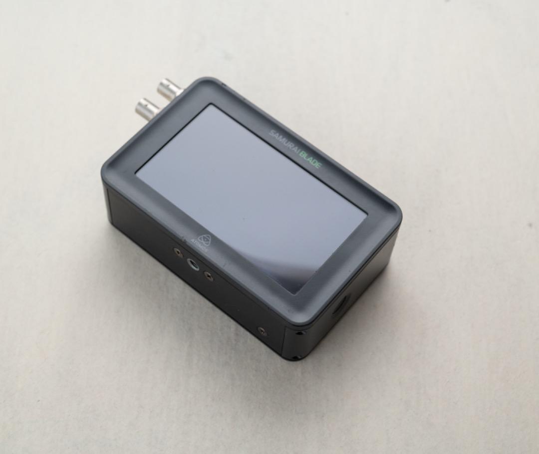 ATOMOS SAMURAI BLADE レコーダー、フード・専用ケース付き ATOMOS SAMURAI BLADE レコーダー、フード・専用ケース付き
