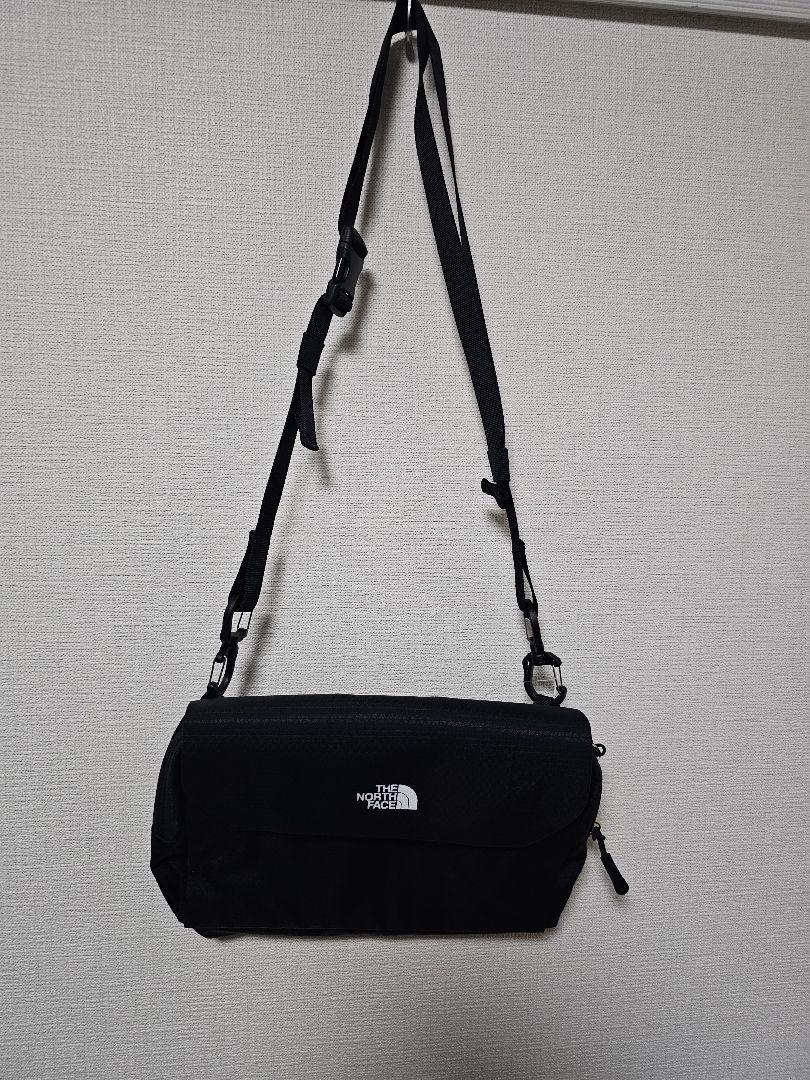 The North Face ショルダーバッグ 新品タグ付き