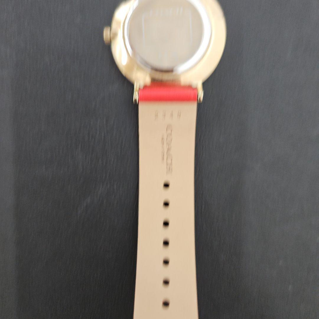 【美品】コーチ 腕時計 時計 レディース うさぎ 干支　稼働品