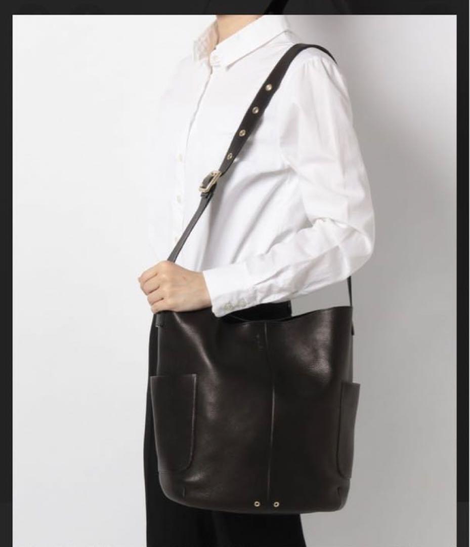 ■agnesb.■アニエスベー ポーチ付レザーショルダーバッグ agnes b アニエスベー olive レザー ショルダーバッグ ポーチ