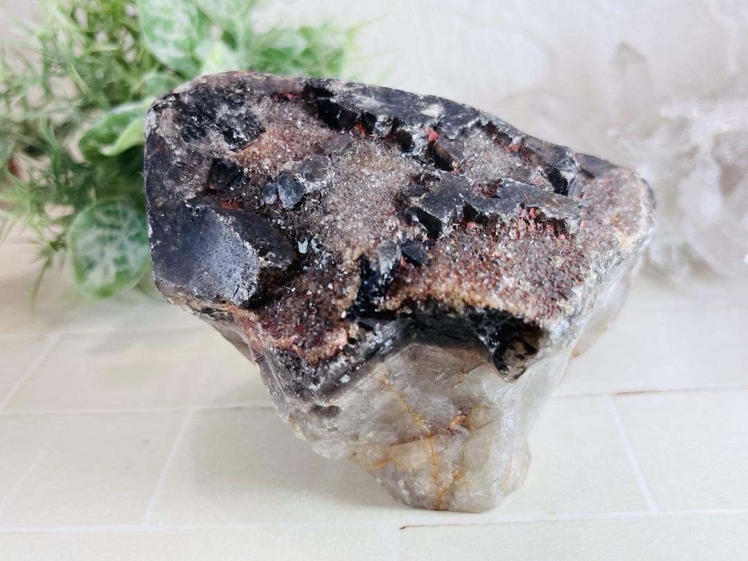 エッチドクォーツ　モリオン　黒水晶　原石　ラフストーン 蝕像水晶