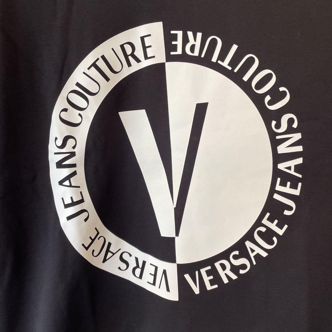 VERSACE