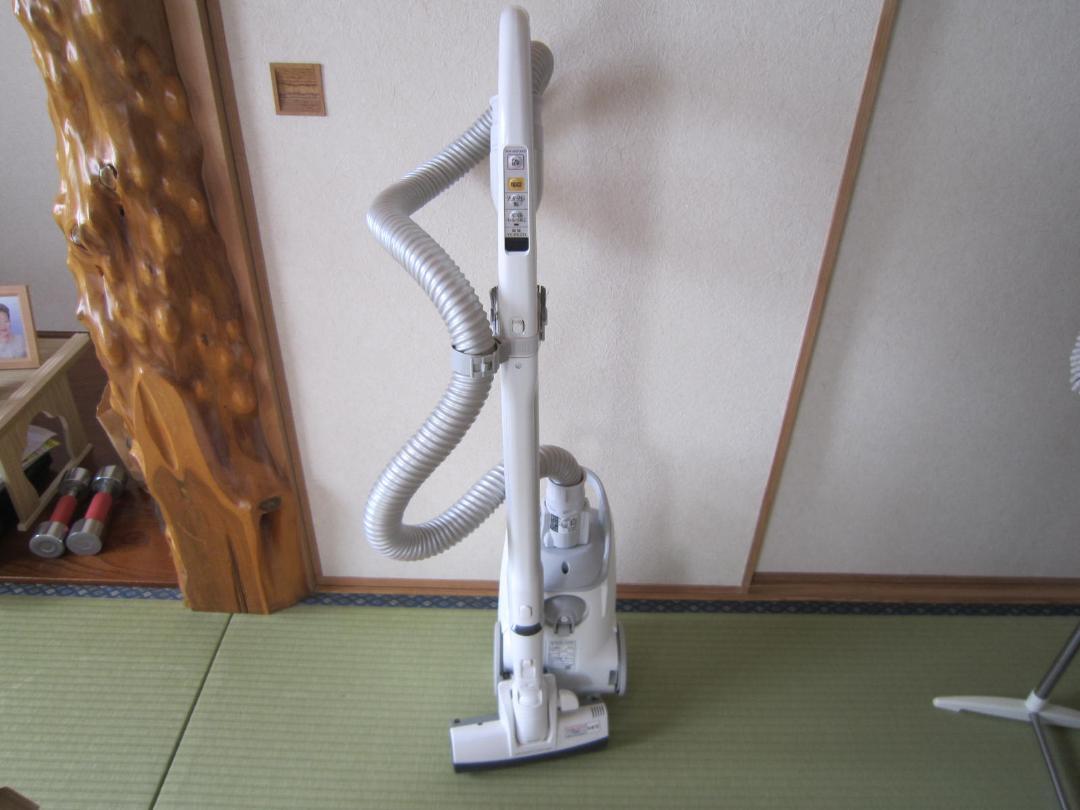 Panasonic 電気掃除機 MC-JP510G-W 【2015年製】