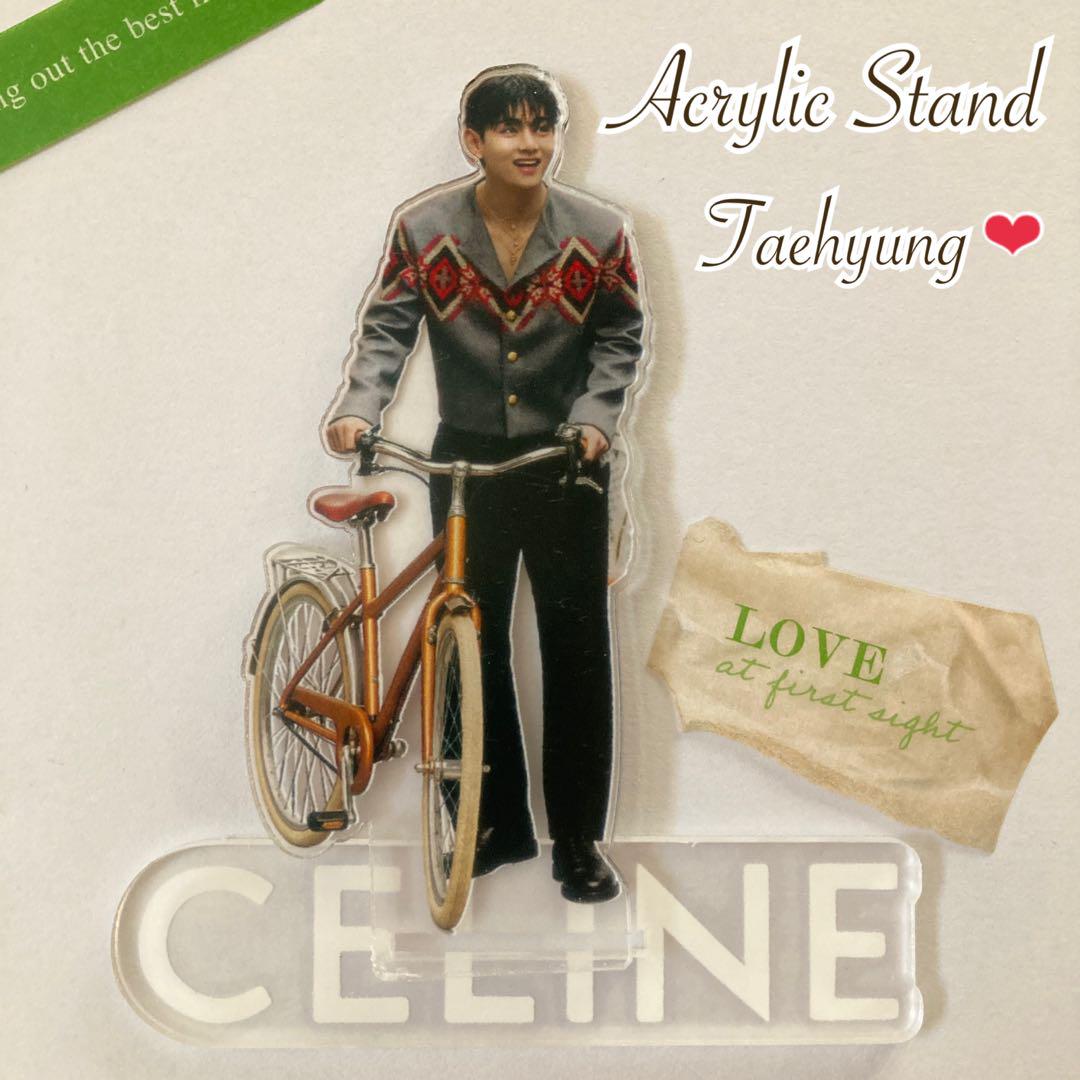 BTS テヒョン アクリルスタンド BTS V テヒョン アクリルスタンド CELINE - メルカリ