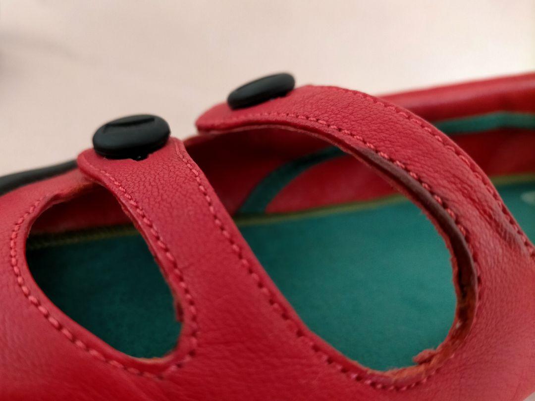 カンペール CAMPER 赤のフラットシューズ　39 (24.5)