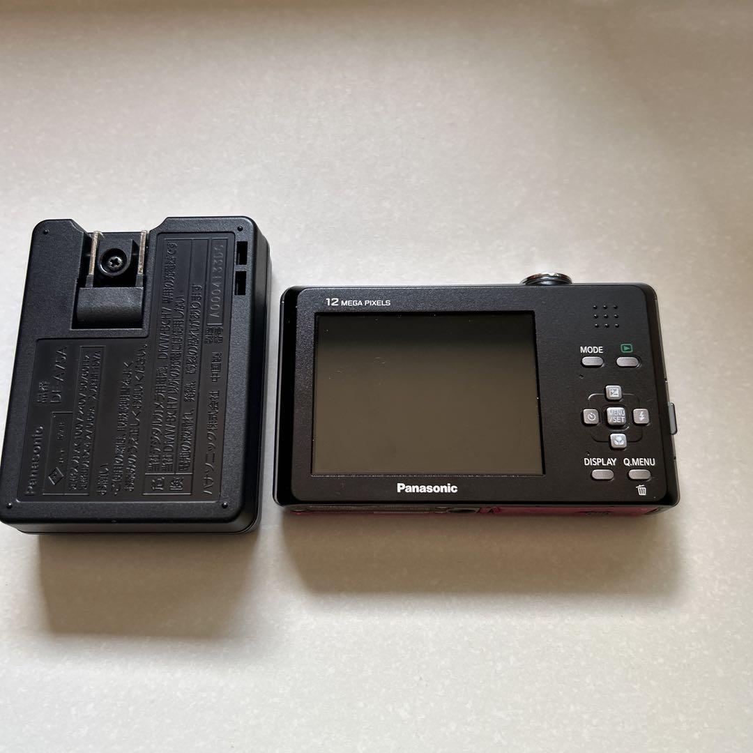 Panasonic DMC-FP1 Lumix　デジタルカメラ　デジカメ ピンク