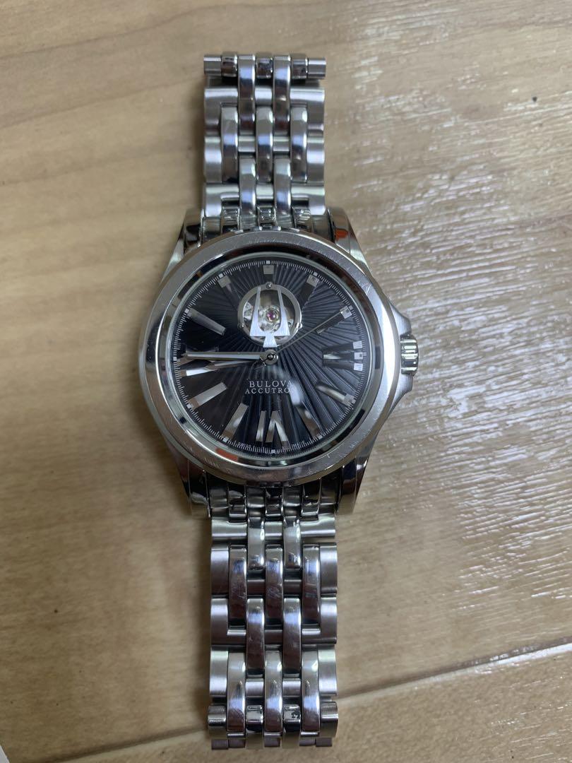 Bulova accutron自動巻き ブラックダイヤル 時計