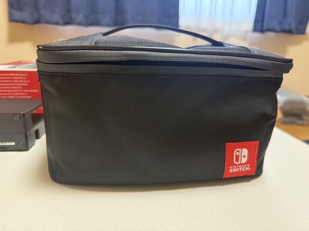 【極美品】任天堂Switch本体　箱付き