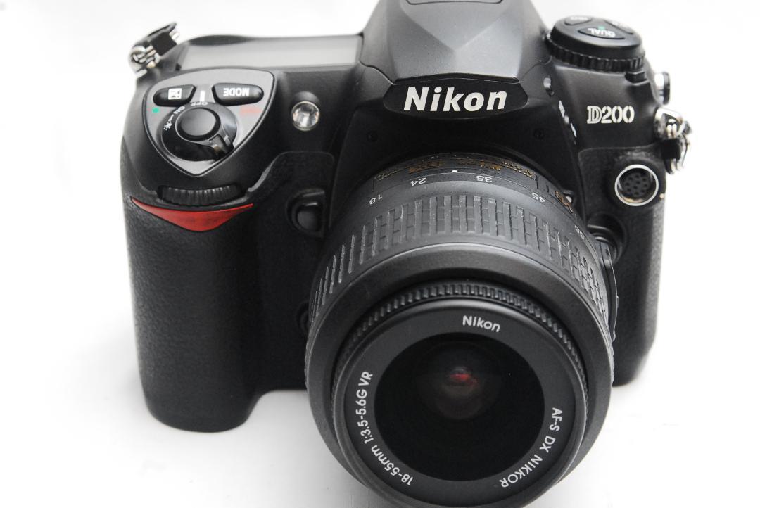 ● Nikon