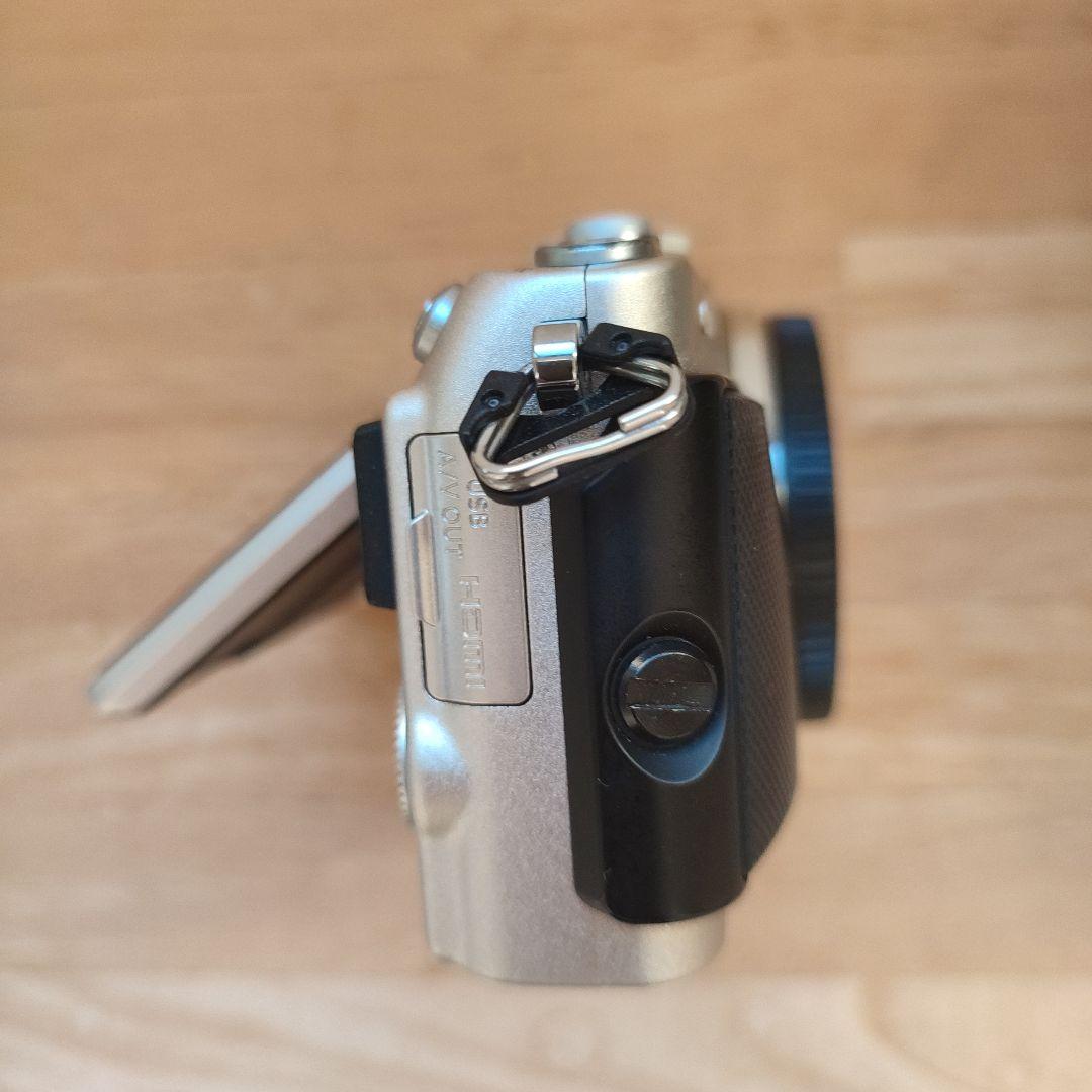OLYMPUS PEN