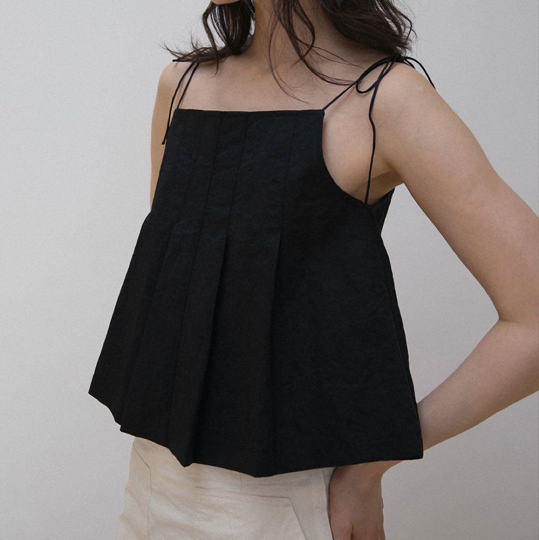 OHOTORO Pleated Cami Top