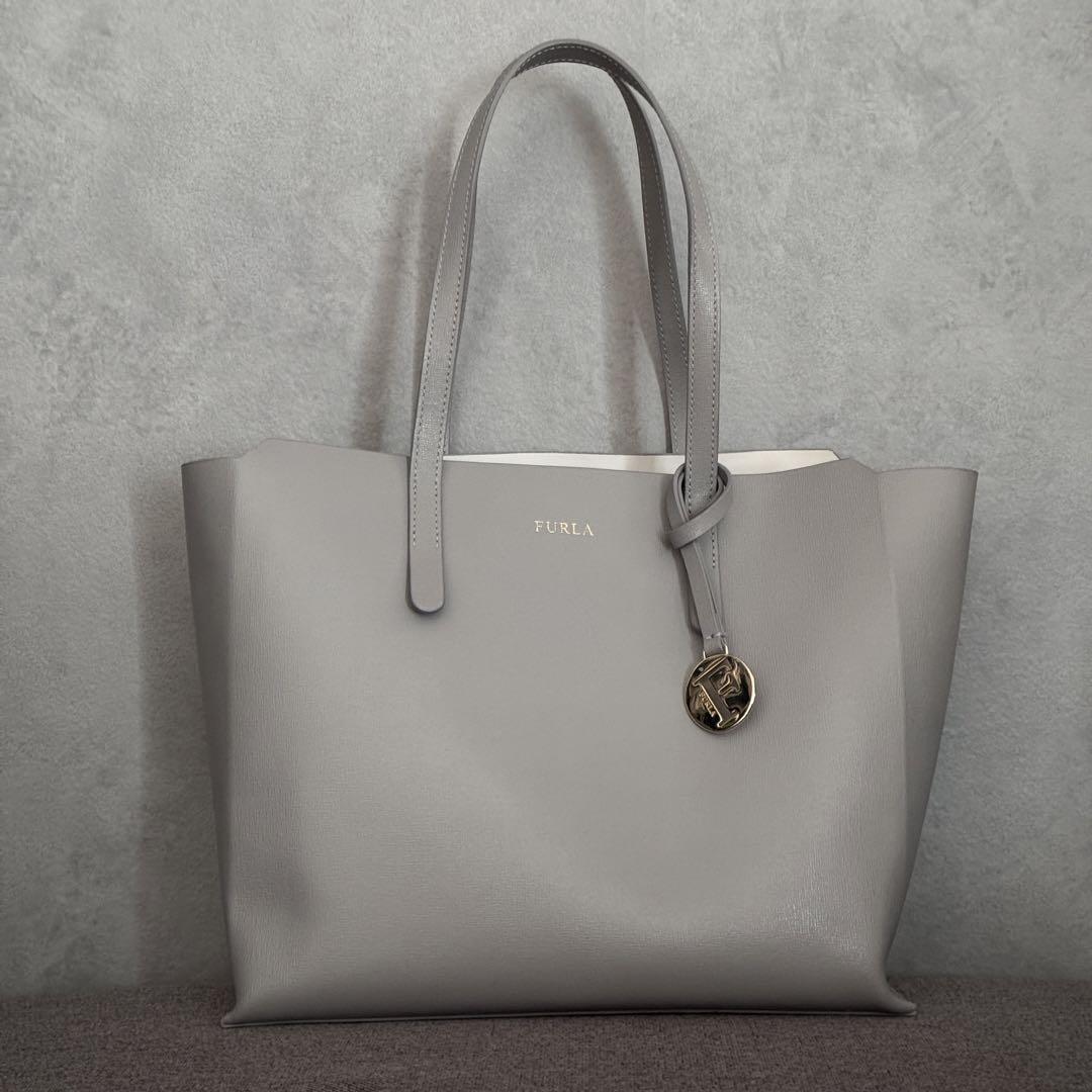 FURLA トートバッグ