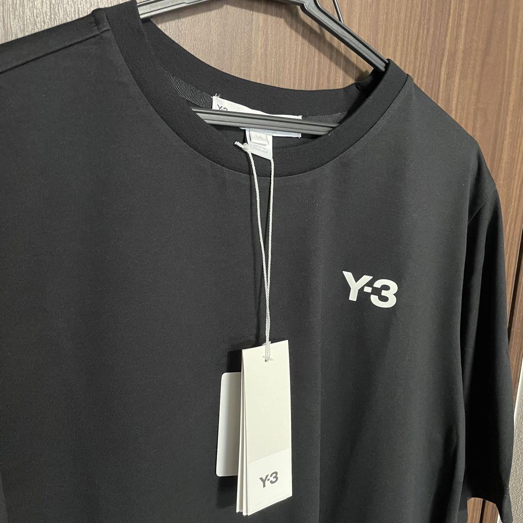 Y-3 ワイスリー ロゴ Tシャツ 新品】Y-3 ワイスリーY-3 LOGO GFX Tシャツ WHT (L)