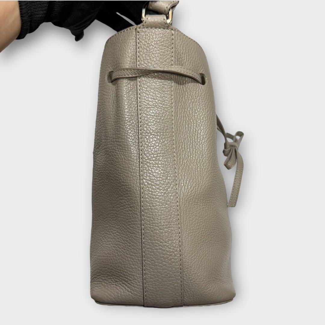 美品✨FURLA コスタンザ　2way ショルダーバッグ　ハンドバッグ　斜めがけ