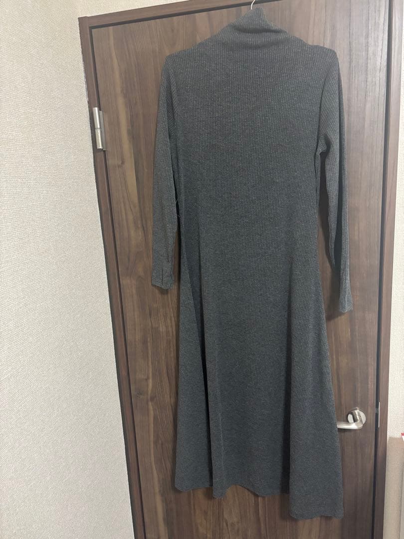 【新品】CLUB MONACO ワンピース　Lサイズ