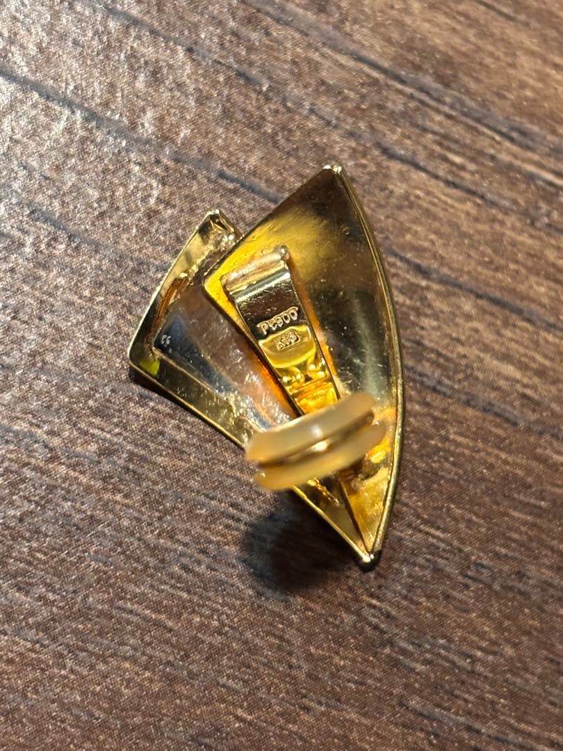 イヤリング k18 pt900 2g✖︎2 値下げ可 イヤリング k18 pt900 2g✖︎2 値下げ可