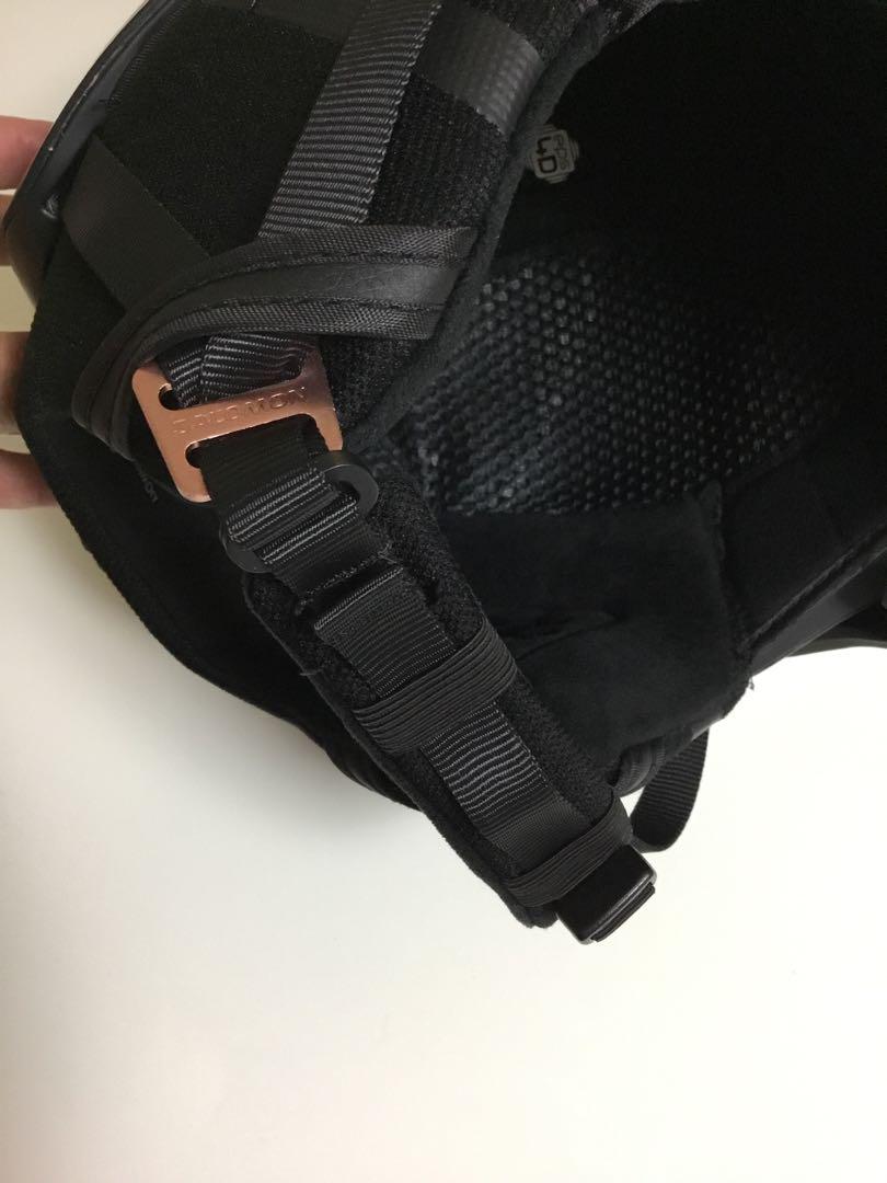 SALOMON スキー用ヘルメット