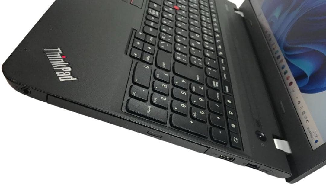 新品マウスおまけ lenovo E560 i5 16g SSD xpも可