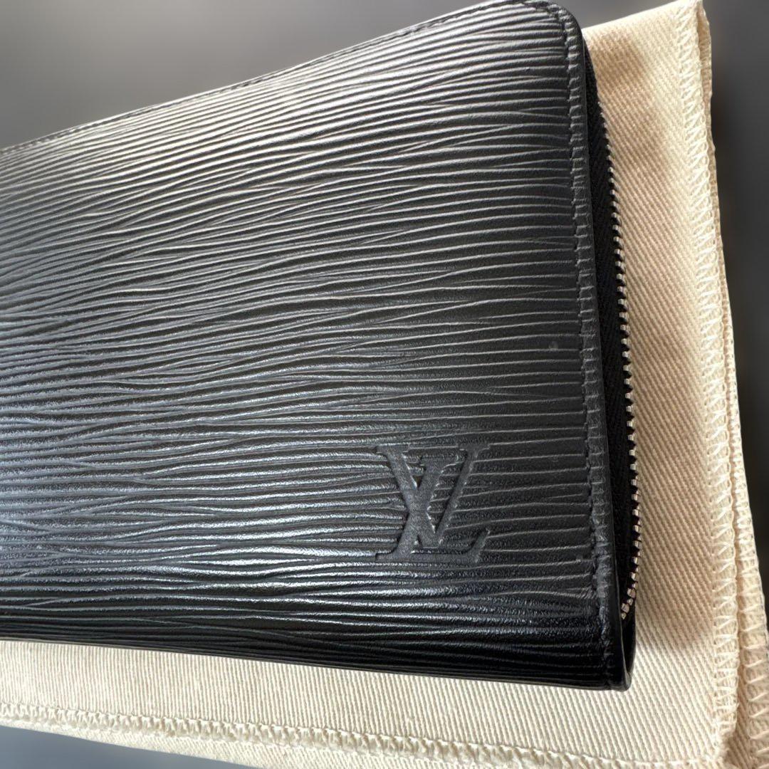 LOUIS VUITTON エピレザー ブラック長財布 - メルカリ