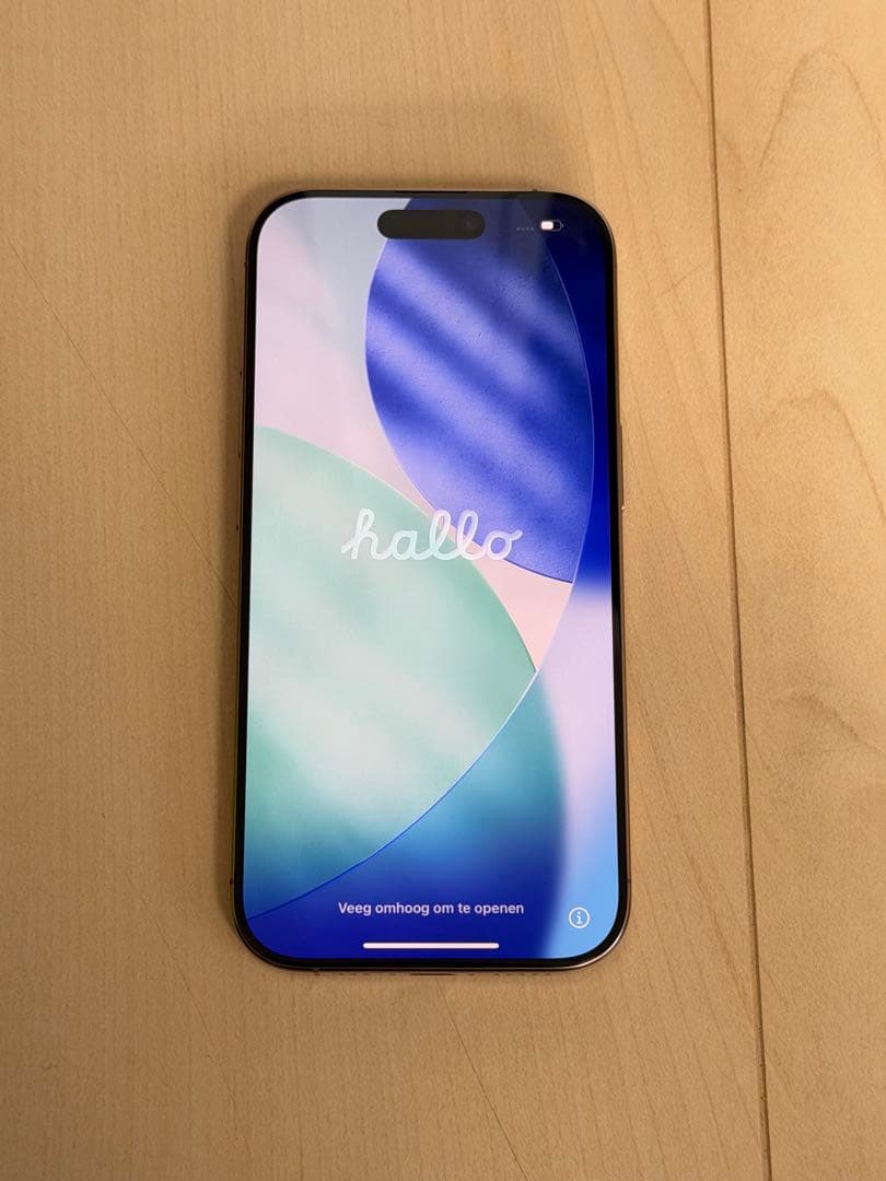 美品 iPhone 16 pro 128GB デザートチタニウム 美品 iPhone 16 pro 128GB デザートチタニウム