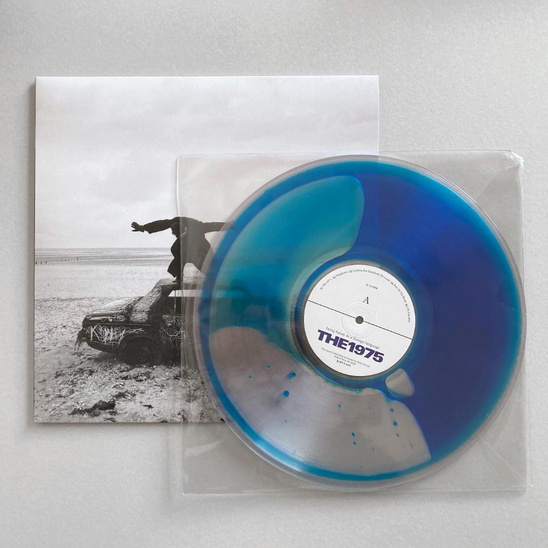 The 1975 ブルーリキッド入り限定LPレコード The 1975 ブルーリキッド入り限定LPレコード - メルカリ