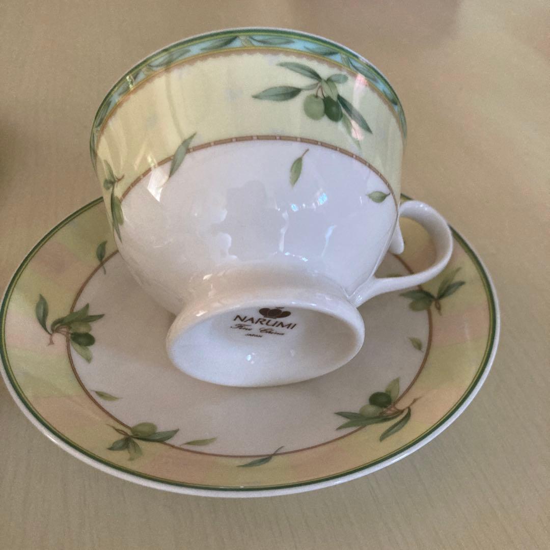 お値下げしました。NARUMI・ナルミ♡ティーカップ お値下げ！ ナルミ カップ&ソーサー 2セット - メルカリ