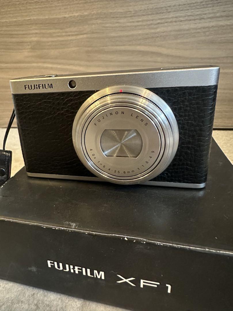 デジタルカメラ FUJIFILM XF1