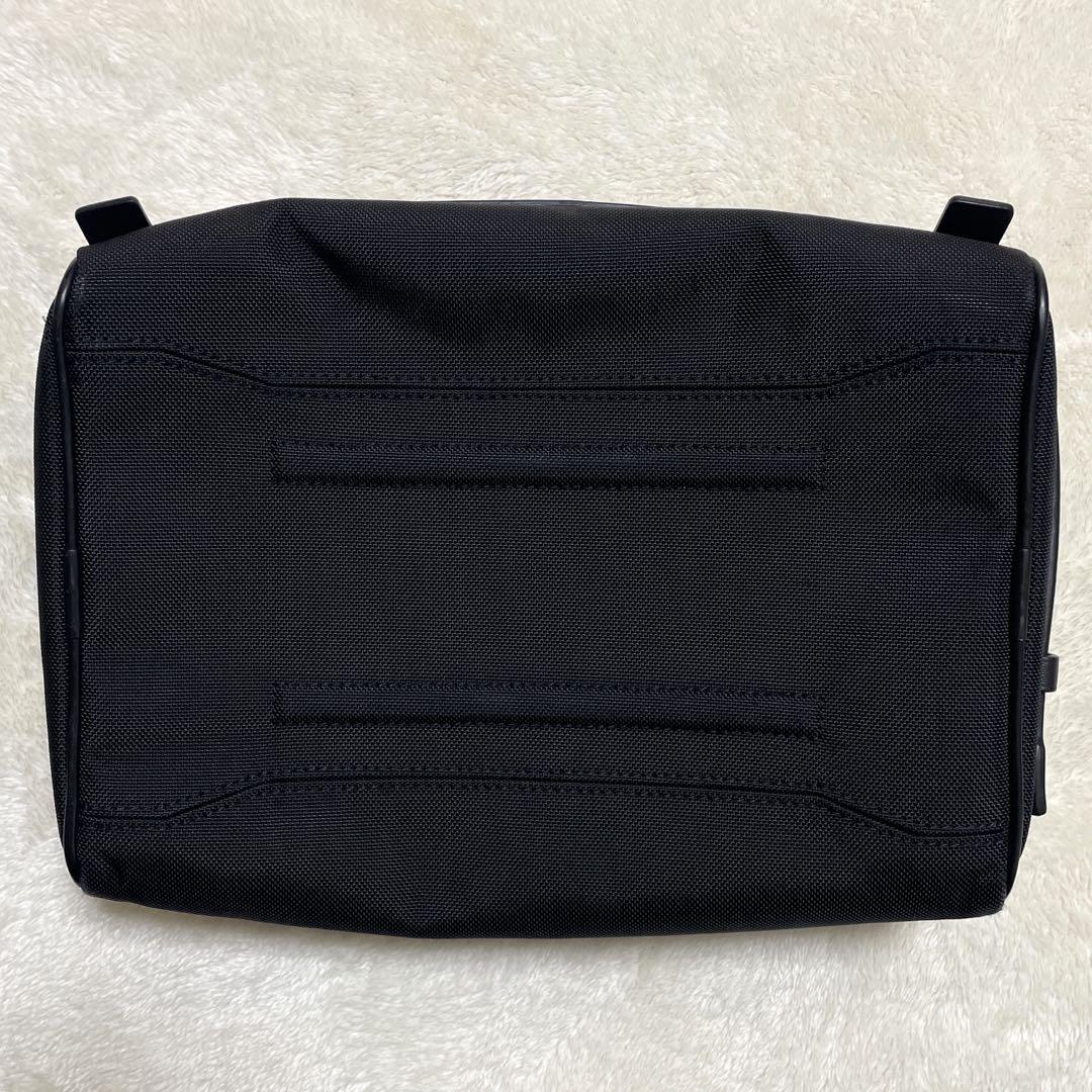 TUMI Alpha トゥミ トラベルポーチ クラッチバッグ