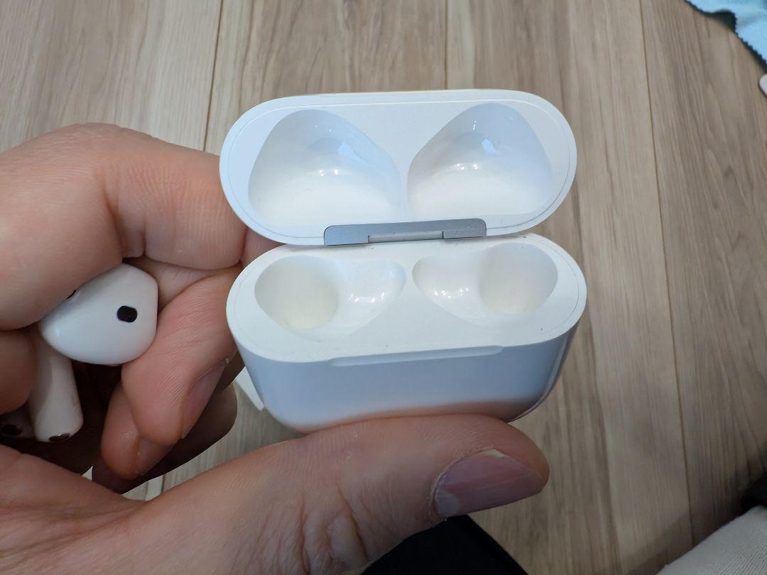 Airpods4 ノイズキャンセリング MXP93J/A