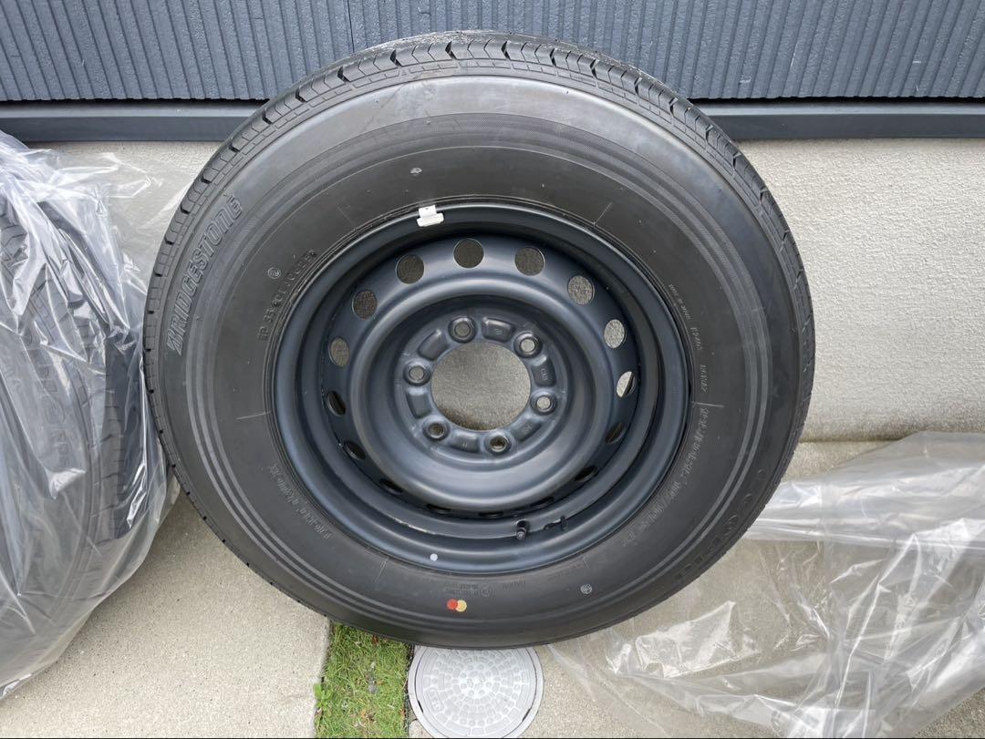 ハイエース195/80R15 純正タイヤ4本セット　大阪府