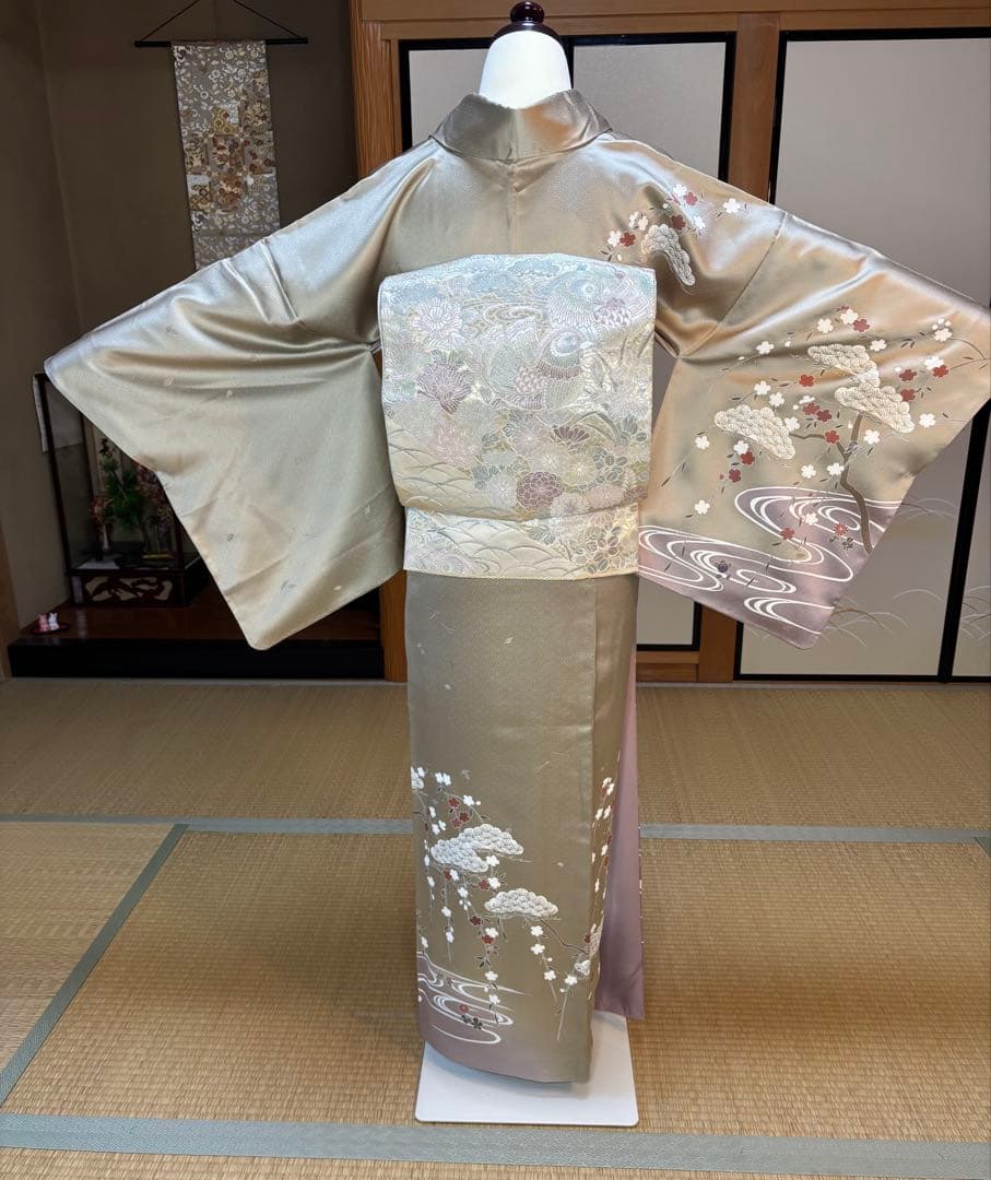 フォーマルシーンに4点フルセット目立った傷や汚れなし