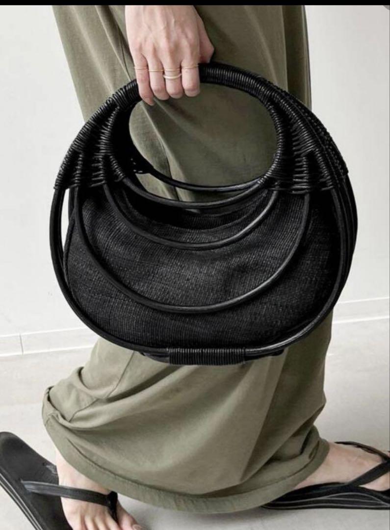 定価33000円　ARANAZ アラナス Rattan Mediumカゴバック
