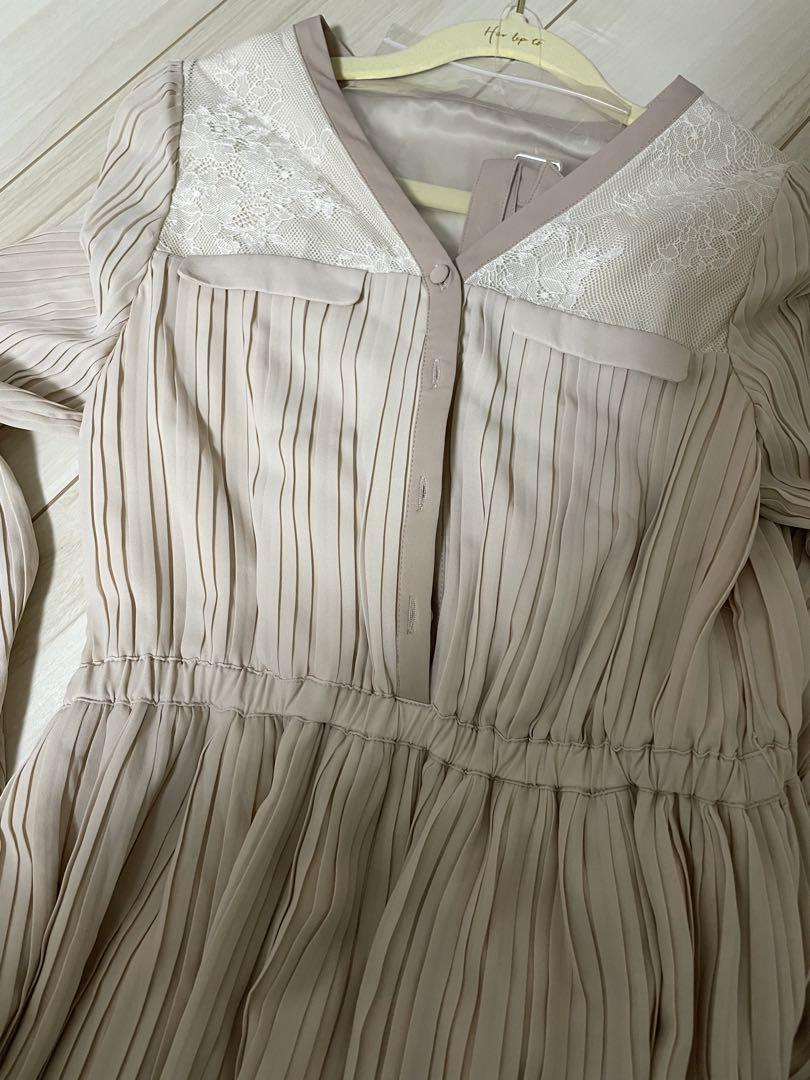 ワンピース herlipto Point Lace Pleated Dress