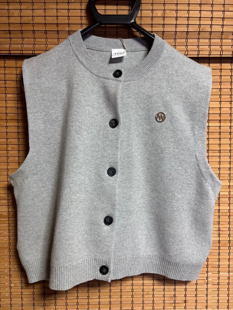 新品‼️別注カラー オンライン限定 YENN ダブルフェイスニットベスト