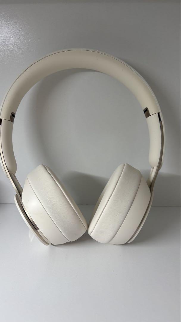 販売終了品】Beats Solo Pro ホワイト オーディオ機器 販売終了品】Beats Solo Pro ホワイト オーディオ機器
