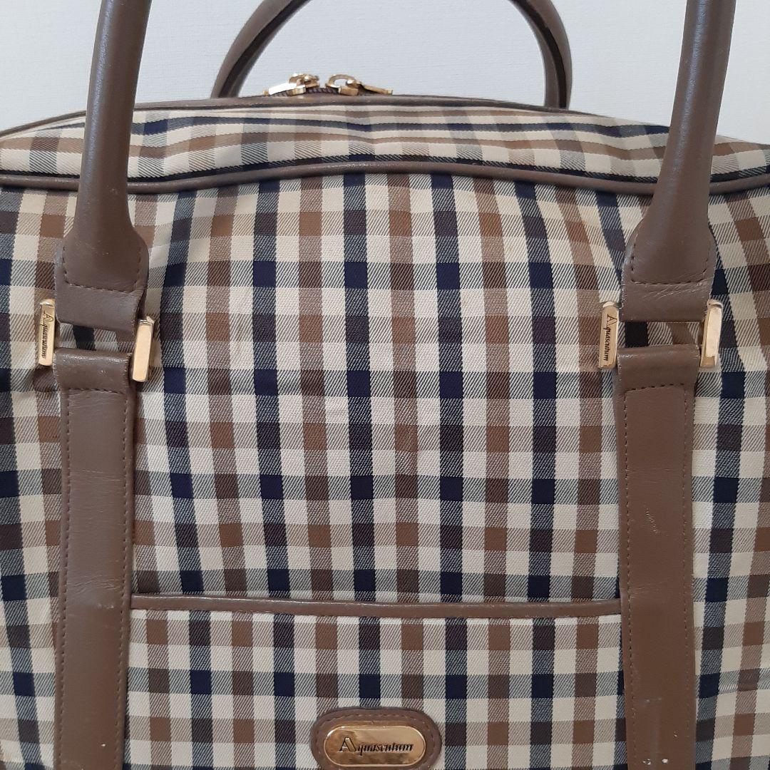 アクアスキュータム Aquascutum ハウスチェック　ビッグボストンバッグ