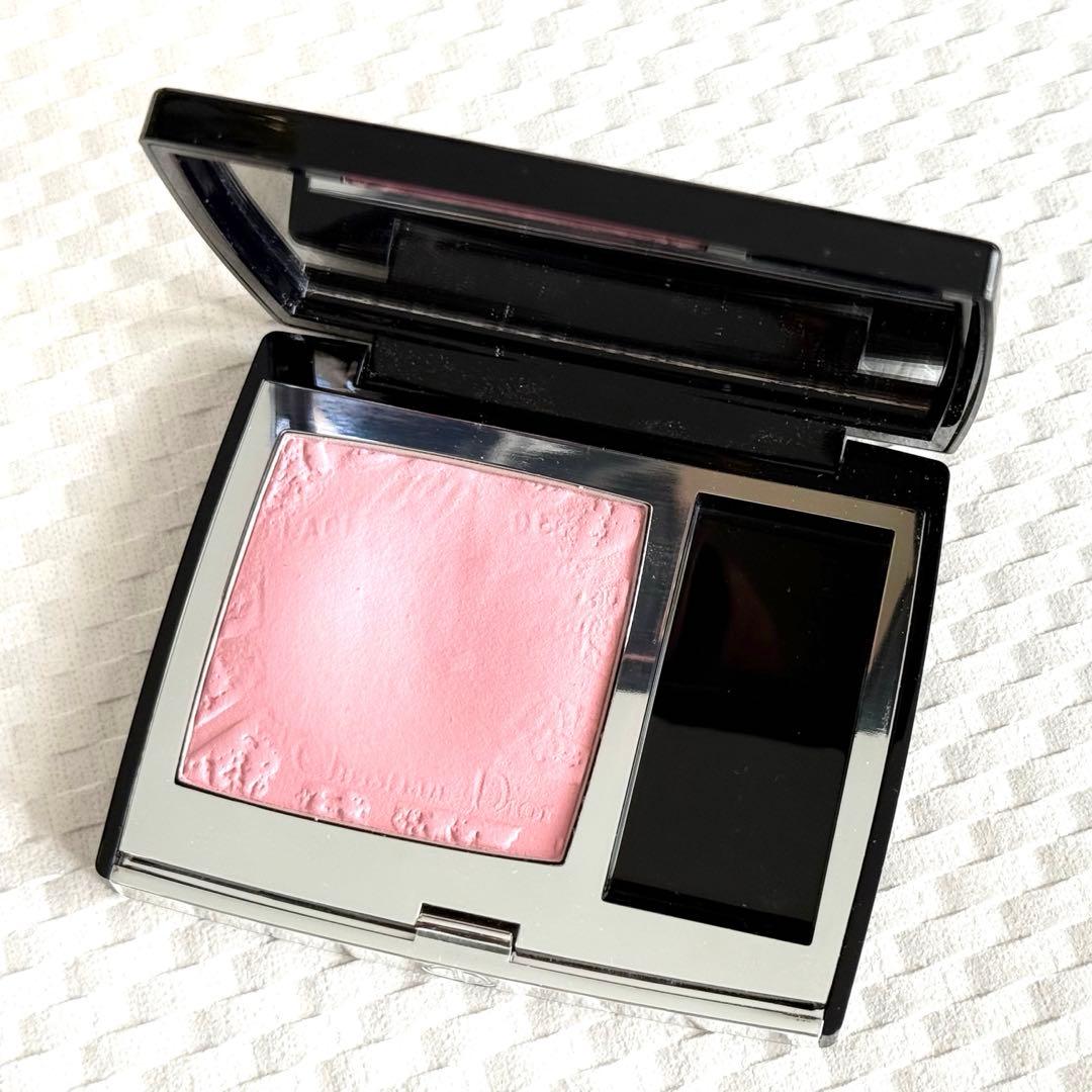 Dior スキンルージュ ブラッシュ 388 Triomphe 限定品 - メルカリ