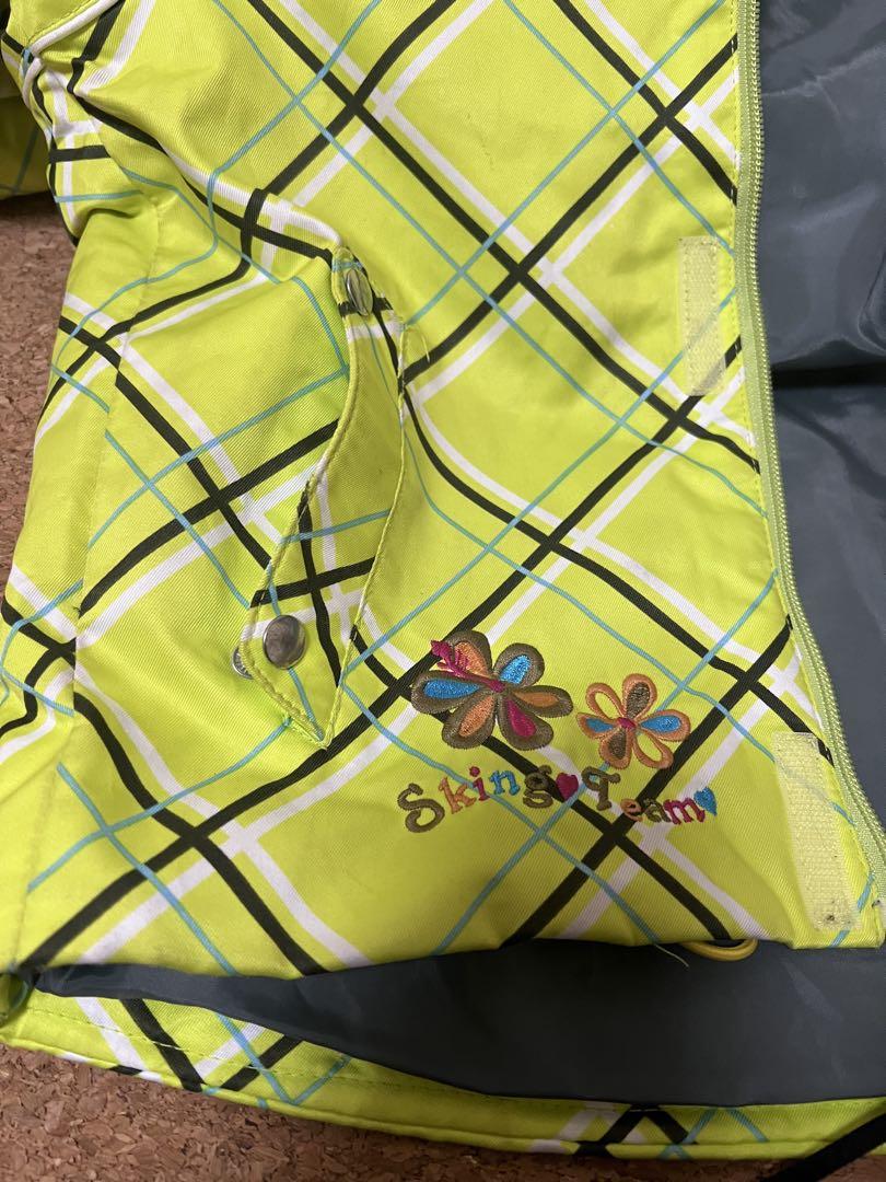 超美品DESCENTE ジュニア　キッズ　子ども用　スキーウェア　ガールズ110