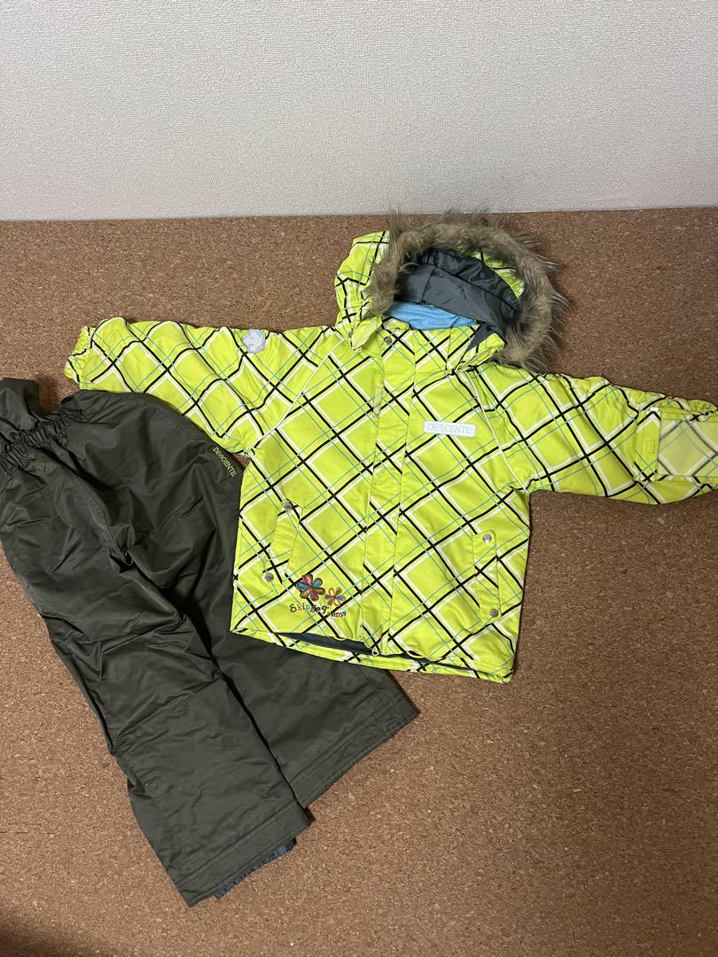 超美品DESCENTE ジュニア　キッズ　子ども用　スキーウェア　ガールズ110