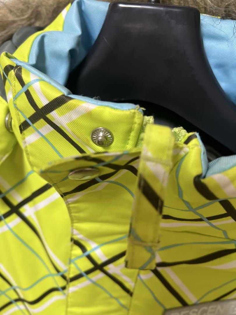 超美品DESCENTE ジュニア　キッズ　子ども用　スキーウェア　ガールズ110