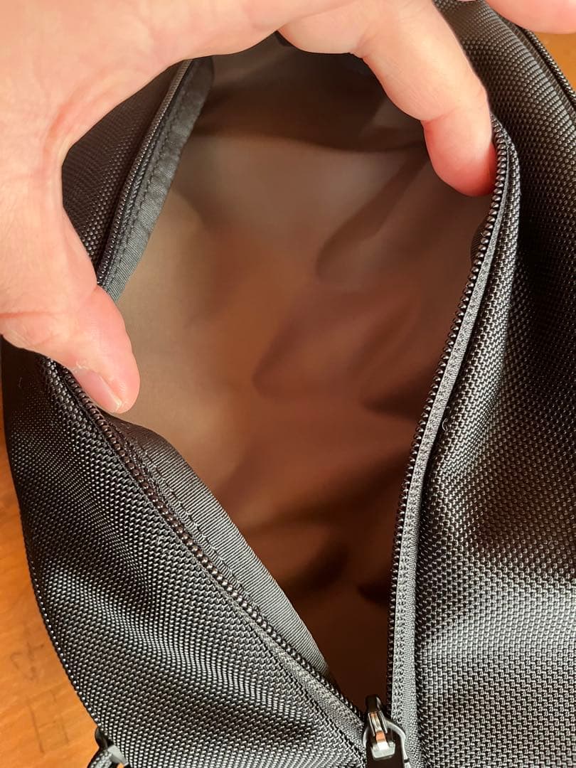 PORTER / UPSIDE 2WAY SLING SHOULDER BAG PORTER / UPSIDE 2WAY SLING SHOULDER BAG