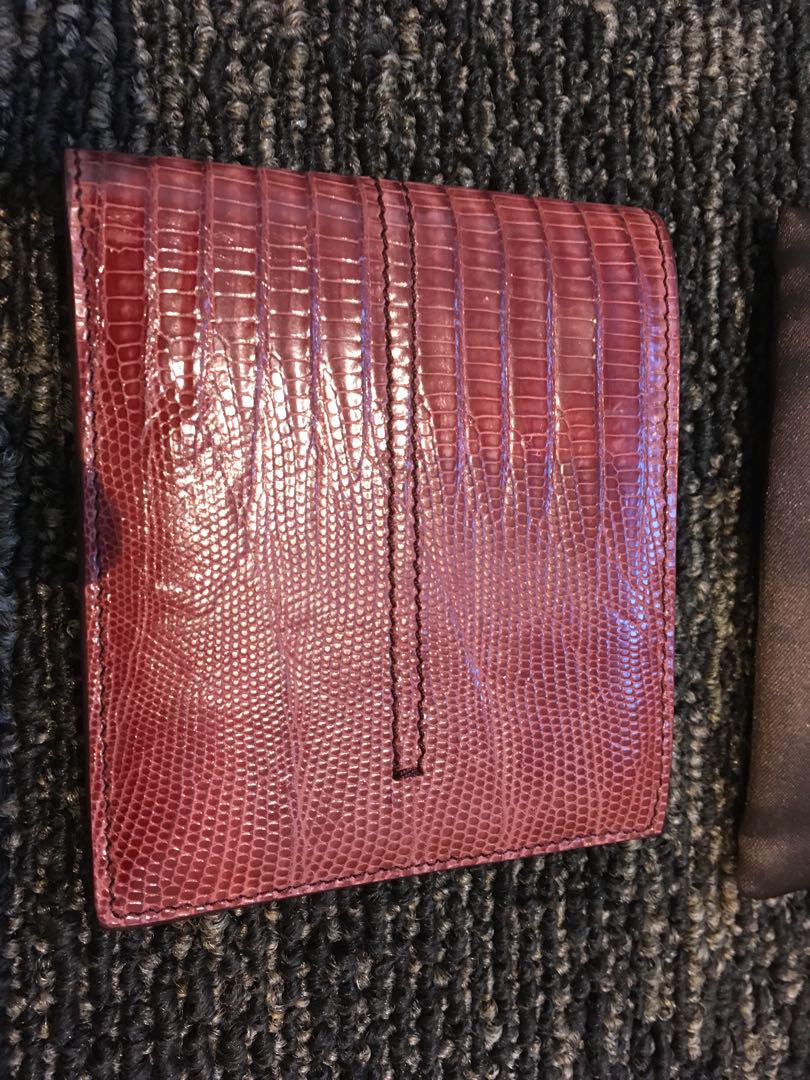 トッズ　財布　新品　本革