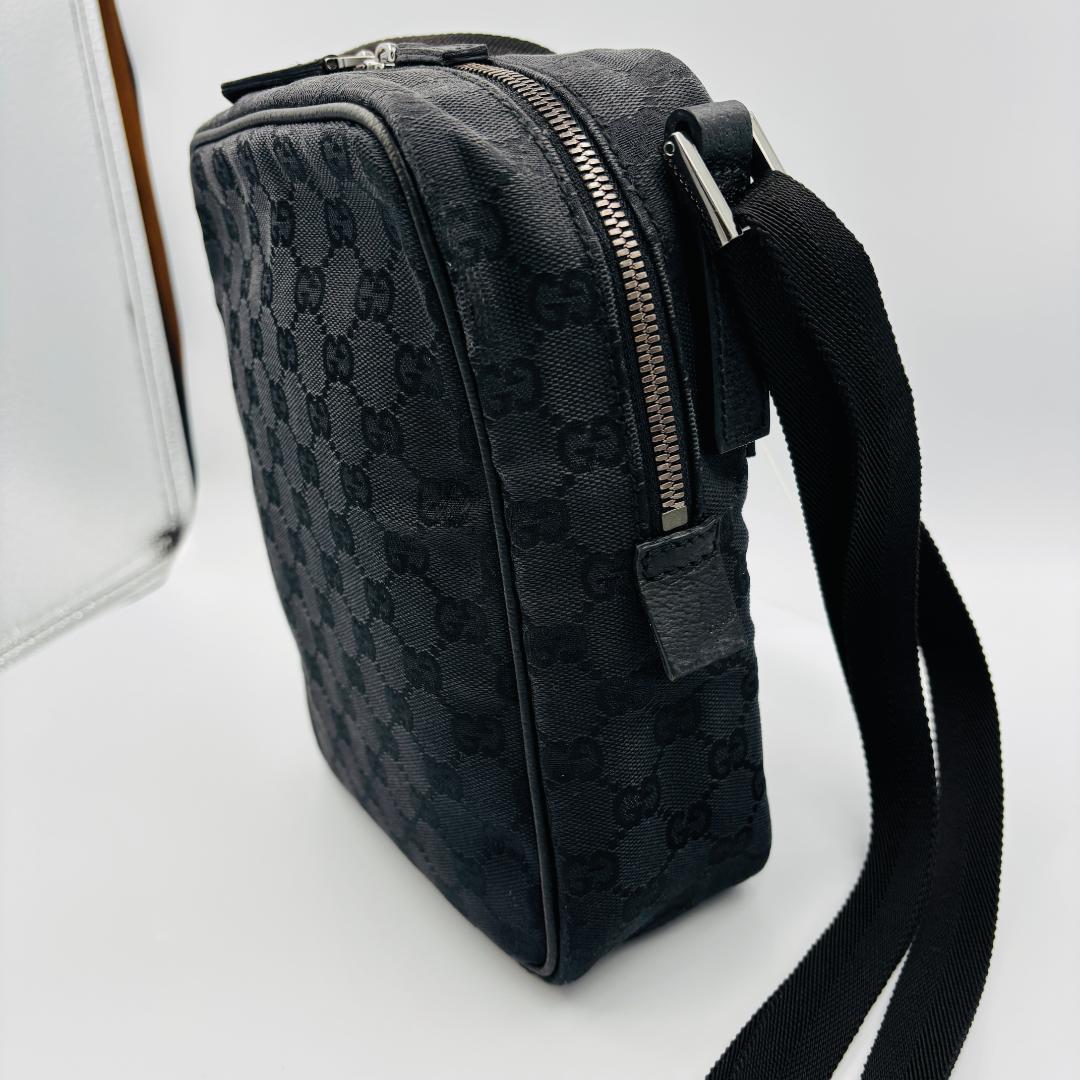 GUCCI グッチ GGキャンバス × レザー ショルダーバッグ クロスボディ GUCCI グッチ GGキャンバス × レザー ショルダーバッグ クロスボディ
