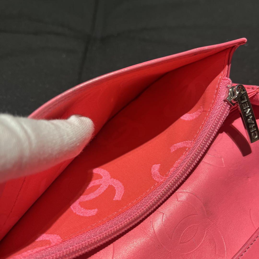 CHANEL / シャネル・カンボンライン/ 二つ折り長財布