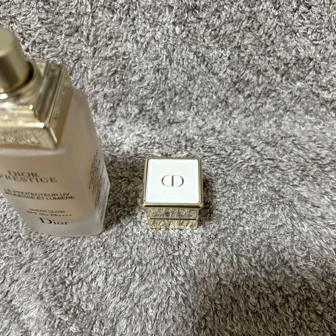 Dior Prestige Le Protecteur UV ルミエール化粧下地 - メルカリ