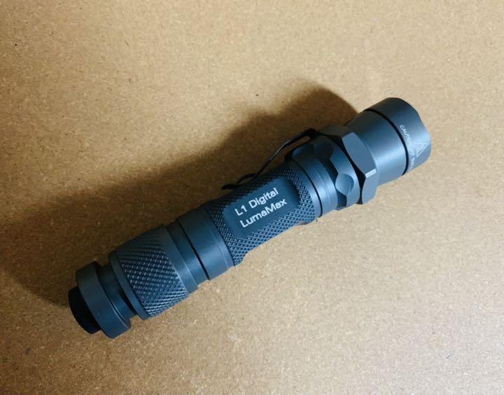 SUREFIRE L1 LumaMax LED フラッシュライト【国内正規品】