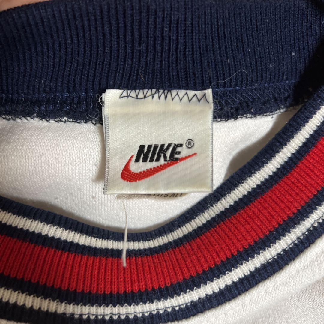 NIKE 古着 スウェット 刺繍 画像3